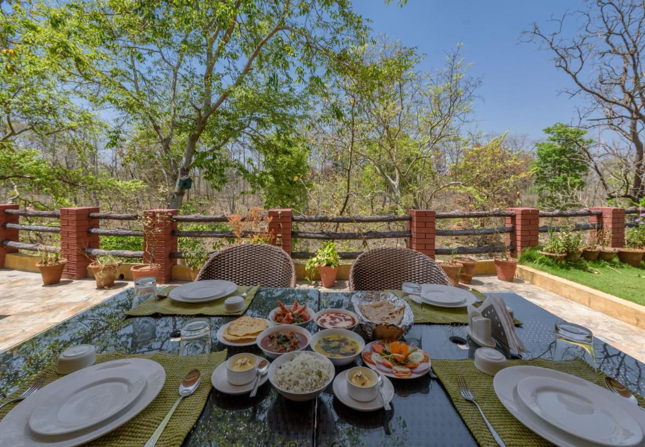 The Riverwood Forest Retreat Pench Khawasa Bagian luar foto